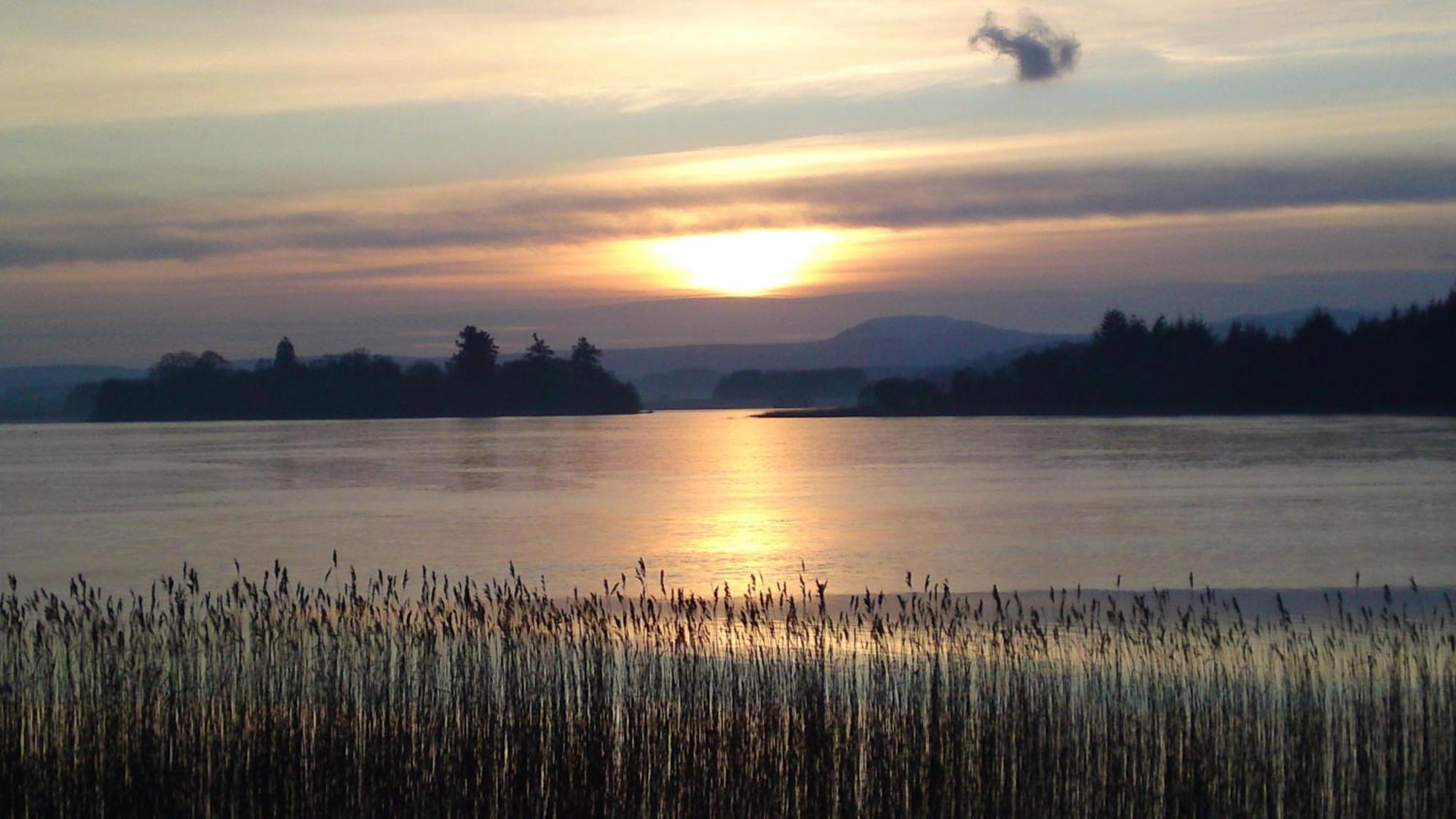 Karma Lake Of Menteith Hotel Stirling Esterno foto