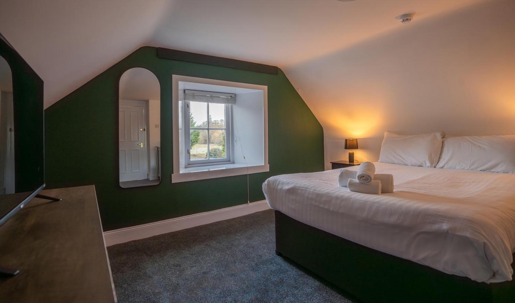 Karma Lake Of Menteith Hotel Stirling Esterno foto